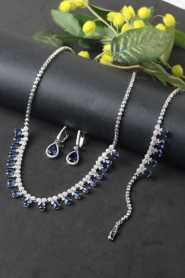 Gümüş Set Gerdanlık Kolye Küpe Bileklik Safir Zümrüt Yakut 925 Ayar Zirkon Taşlı Beyaz Silver Zincir Set Özel Gün Düğün Nişan Kına Abiye Set