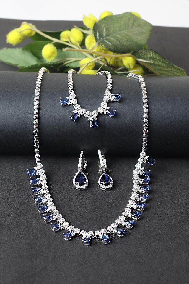 Gümüş Set Gerdanlık Kolye Küpe Bileklik Safir Zümrüt Yakut 925 Ayar Zirkon Taşlı Beyaz Silver Zincir Set Özel Gün Düğün Nişan Kına Abiye Set