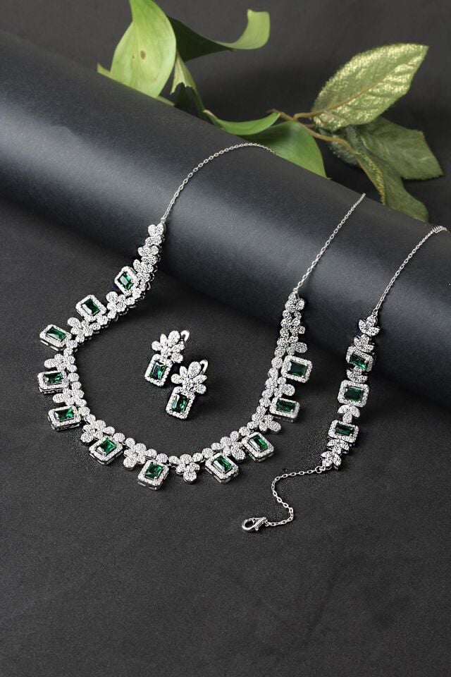 Gümüş Set Gerdanlık Kolye Küpe Bileklik Safir Zümrüt Yakut 925 Ayar Zirkon Taşlı Beyaz Silver Zincirli Set Özel Günler İçin Düğün Kına Nişan Abiye Set