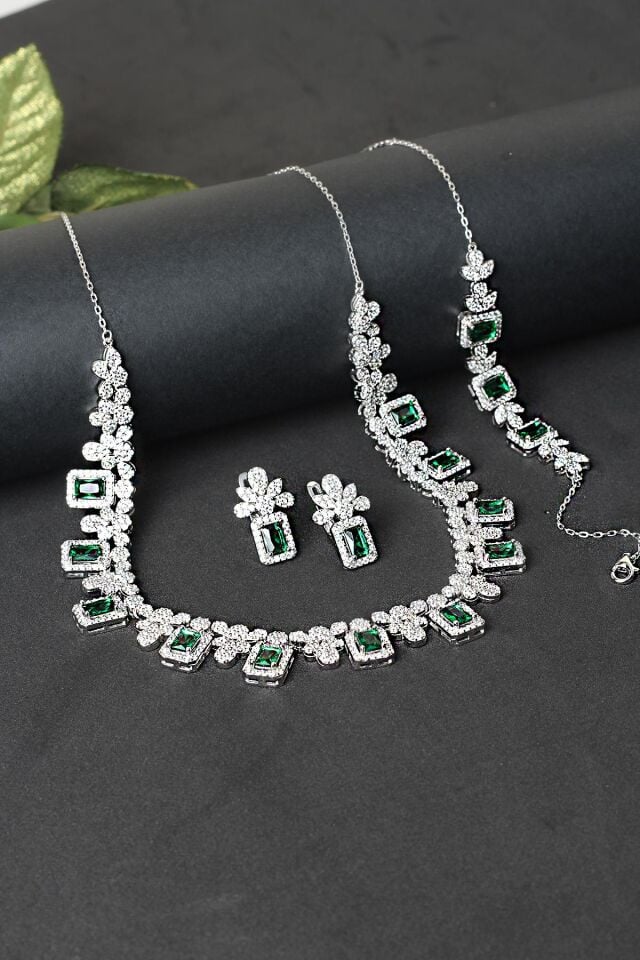 Gümüş Set Gerdanlık Kolye Küpe Bileklik Safir Zümrüt Yakut 925 Ayar Zirkon Taşlı Beyaz Silver Zincirli Set Özel Günler İçin Düğün Kına Nişan Abiye Set