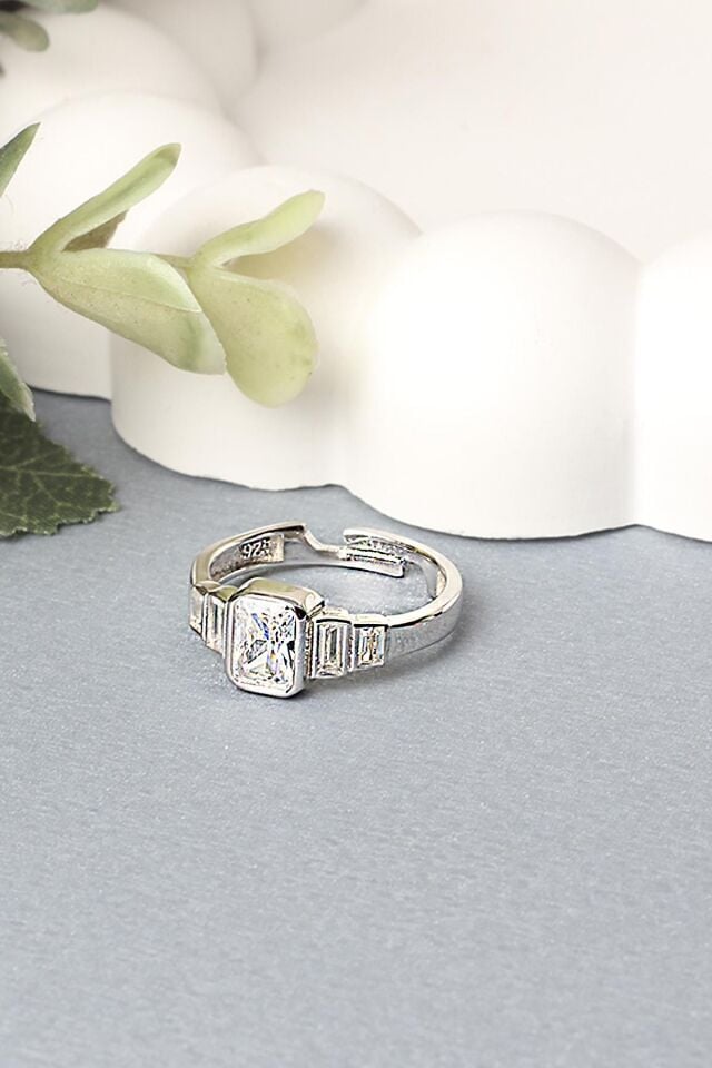 Ayarlanabilir Yüzük Kare Baget Zirkon Taşlı Silver Beyaz 925 Ayar Gümüş Yüzük