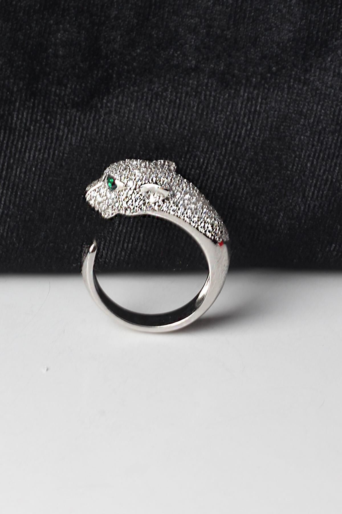 Ayarlanabilir Kaplan Figürlü Yüzük  Zümrüt Rengi Zirkon Taşlı  925 Ayar Gümüş Yüzük