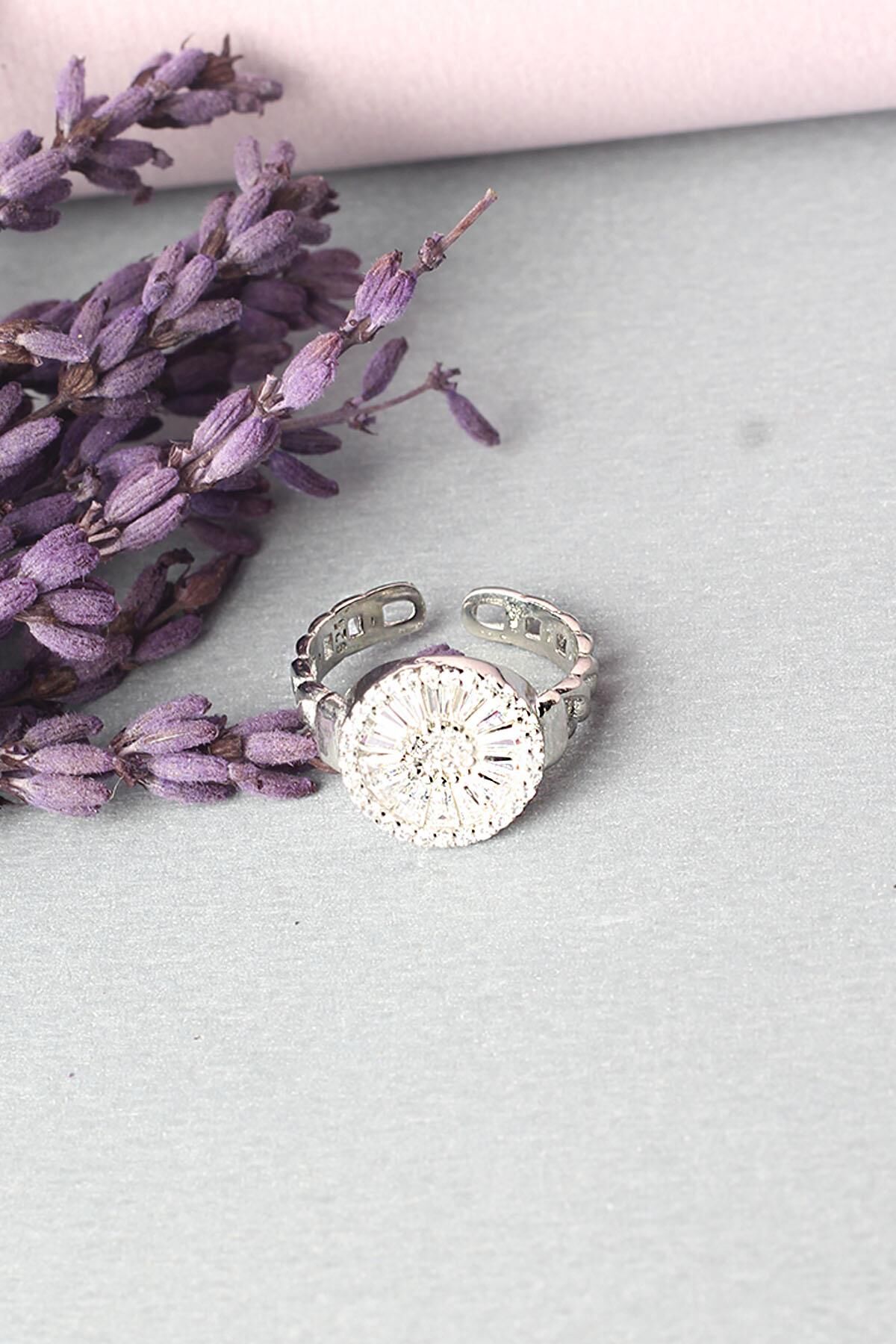 Ayarlanabilir Yüzük 925 Ayar Gümüş Silver Yuvarlak Baget Taşlı Yüzük