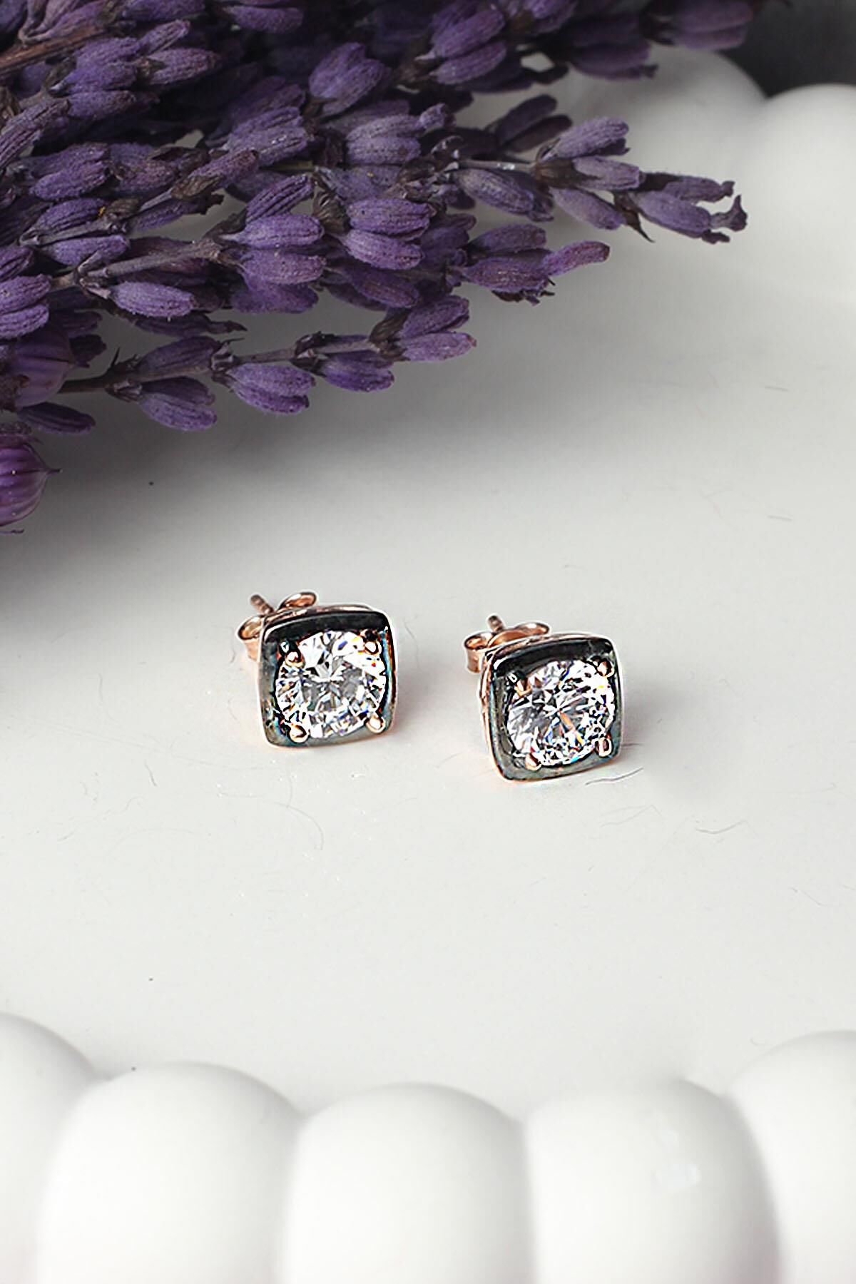 Zirkon Taşlı 925 Ayar Gümüş Küpe