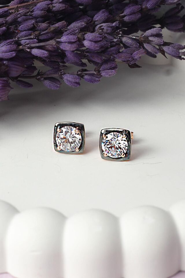 Zirkon Taşlı 925 Ayar Gümüş Küpe