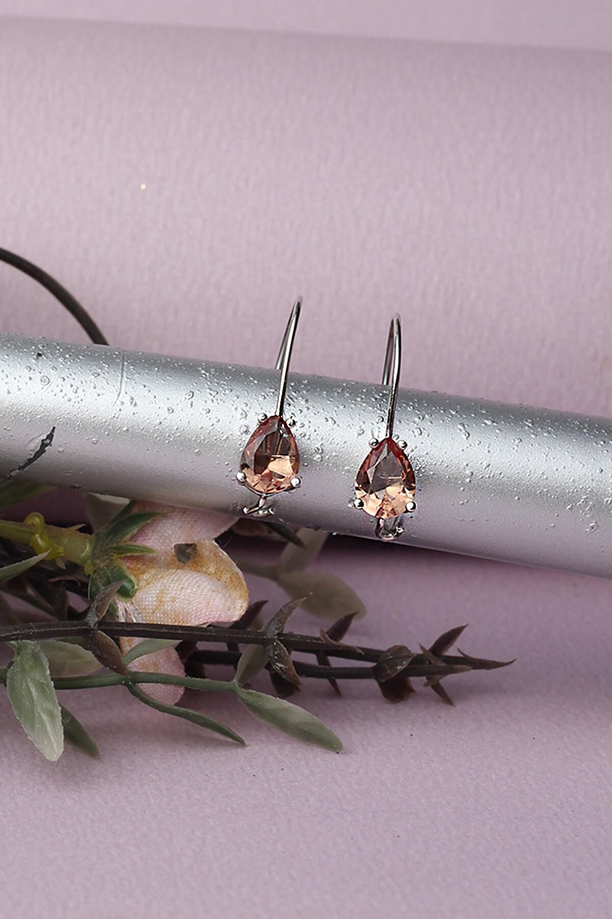 Sultanit Damla Küpe Kancalı Geçmeli Halkalı Sallantılı 925 Ayar Gümüş Küpe