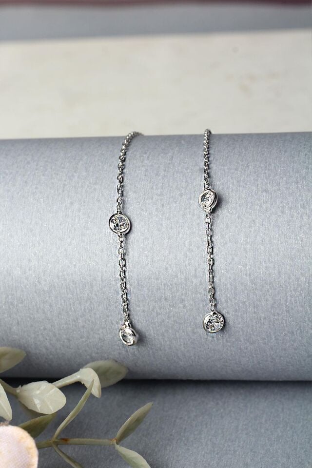 925 Ayar  Gümüş;Küpe Tektaş Zincir 925 Zirkon Taşlı Sallantılı Geçmeli Küpe