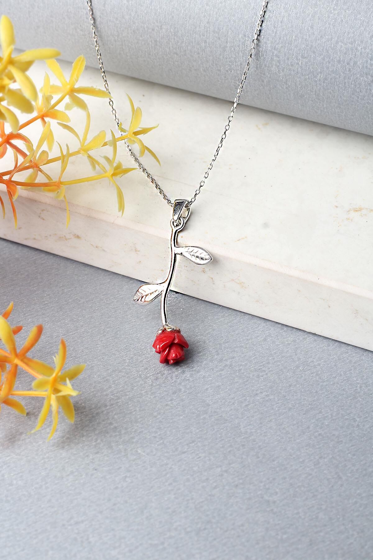 Gül Kolye Kadın 925 Ayar Gümüş Kırmızı Taşlı