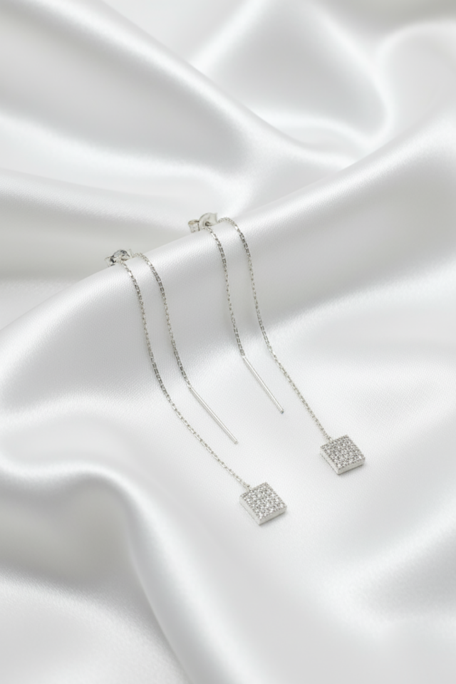 Beyaz Taşlı Zincirli Kare Küpe - Rose