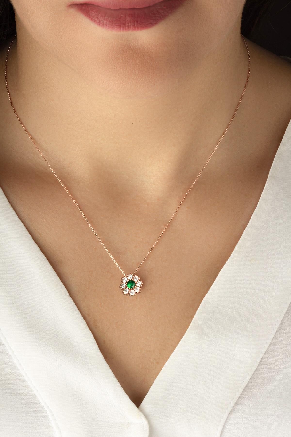 Yuvarlak Zümrütlü Kolye - Rose