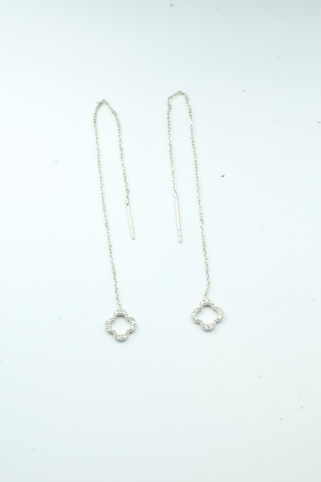 Yonca Model Sallantılı Gümüş Zincir Küpe