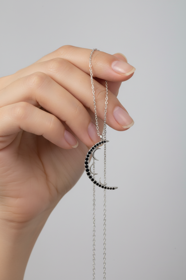 Hilal Model Gümüş Kolye