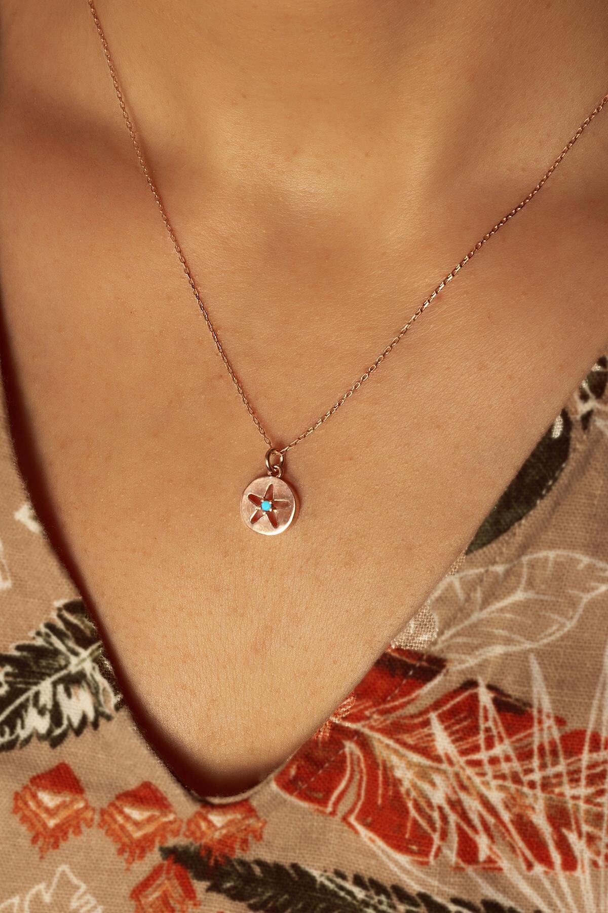 Mavi Taşlı Yuvarlak Gümüş Kolye - Rose