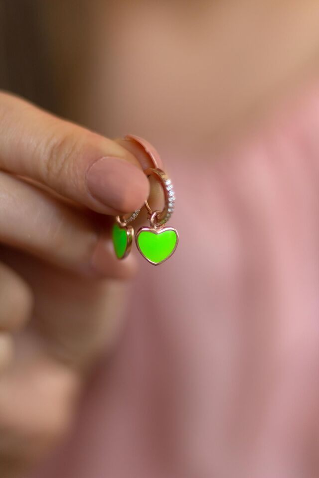 Kalp Mineli Gümüş Küpe -Rose