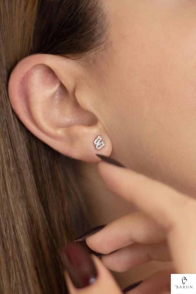 Baget Taşlı Gümüş Küpe - Rose