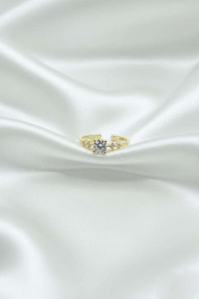 Kadın Gümüş 925 Ayar Ayarlanabilir Işıltılı Tektaş Yüzük