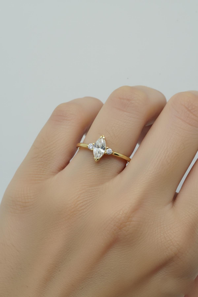 Ayarlanabilir Baget Yüzük 925 Ayar Gümüş Zarif Kadın Yüzük