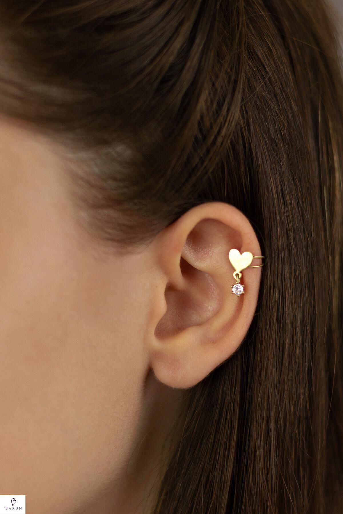 Sarı Renk Kalp Model Tekli Kıkırdak Küpe