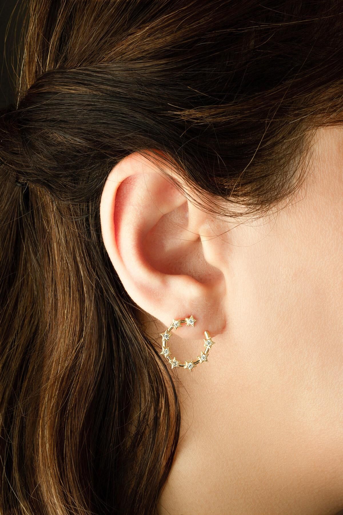 Sarı Renk Yuvarlak Beyaz Yıldız Gümüş Küpe